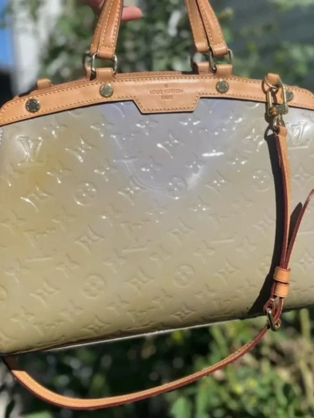 Louis Vuitton purple Brea MM lila monogram Vernis - Picture 2 of 12